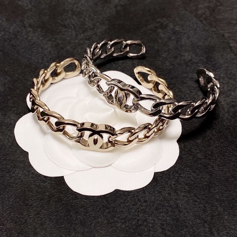 Ch**el bracelets